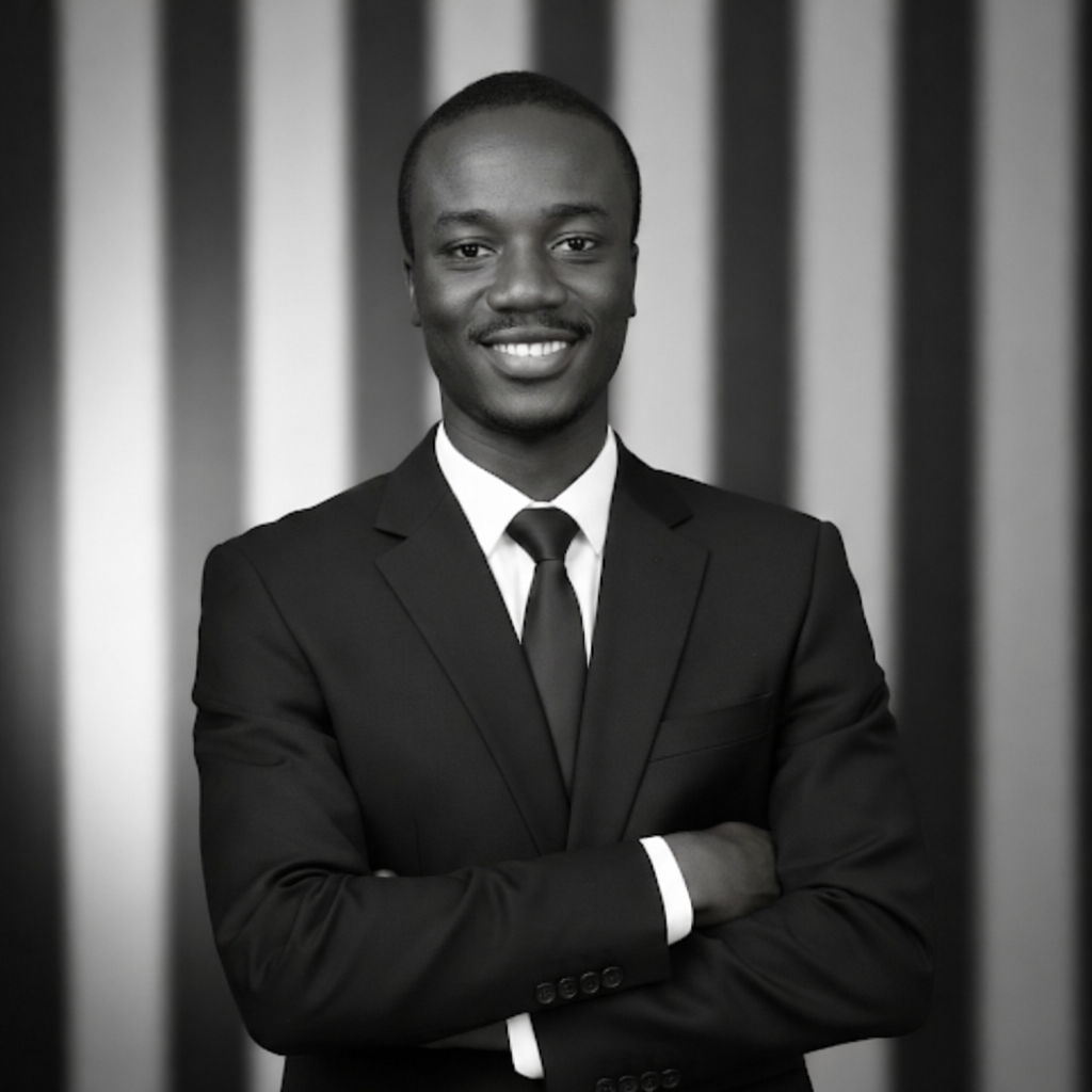 Daniel - Founder of DanielWrites